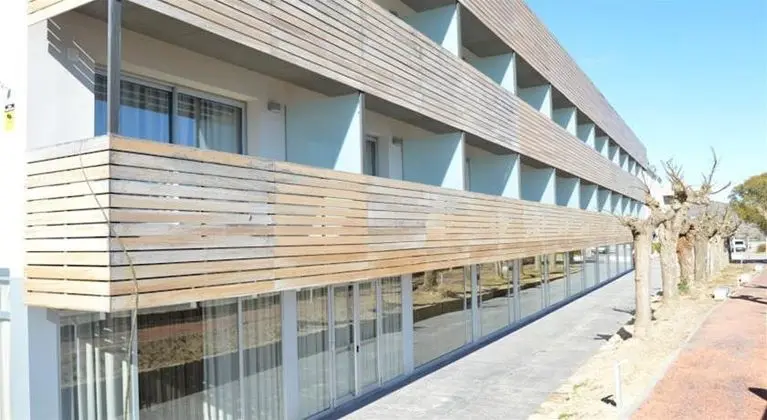 Balneario De Gravalos