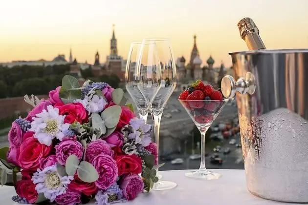 Hotel Baltschug Kempinski Moscow - Dış Mekan