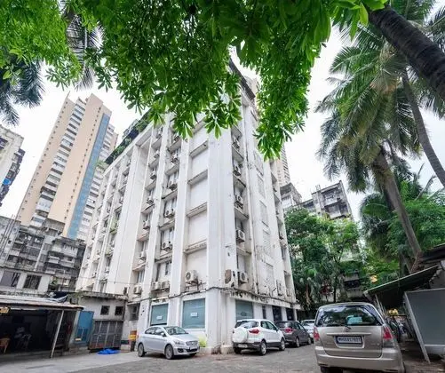 Hotel Balwas International