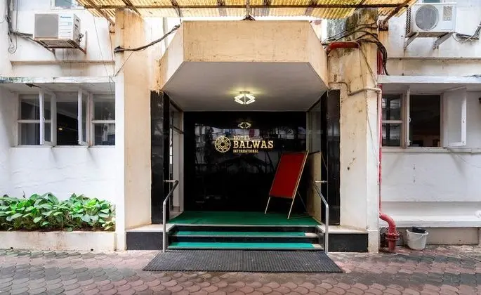 Hotel Balwas International - Lobi