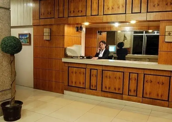 Bamboo Garden Business Inn - Lobi
