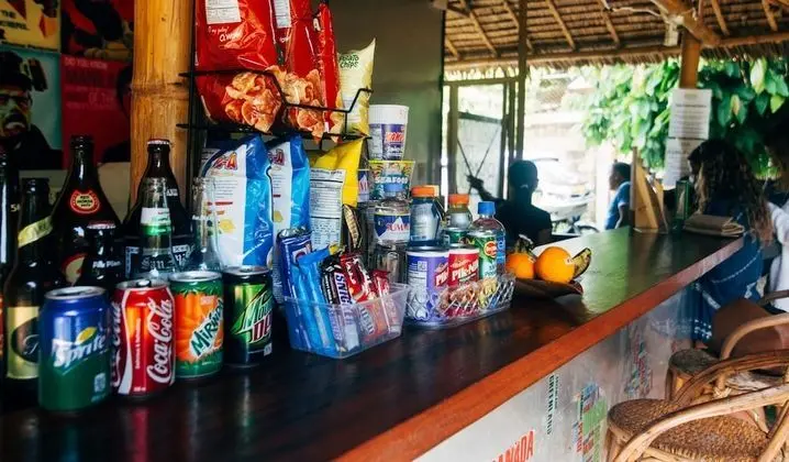 Bamboo Hostel Palawan - Yerinde Yemek