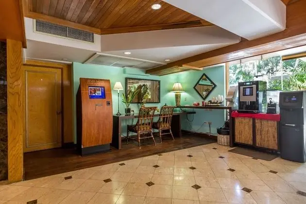 Bamboo Waikiki Hotel - Lobi