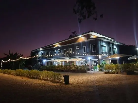 Ban Kaeng Resort
