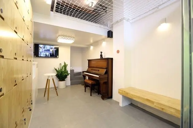 Banana Inn Hostel - Lobi