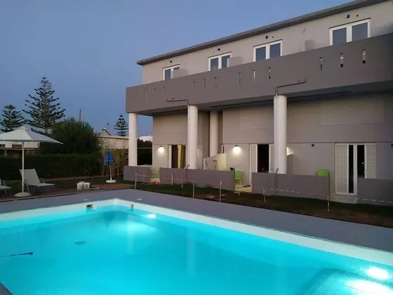Banana Moon Hotel