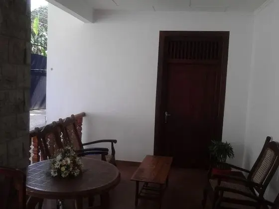 Bandhusena House and Apartments - Lobi