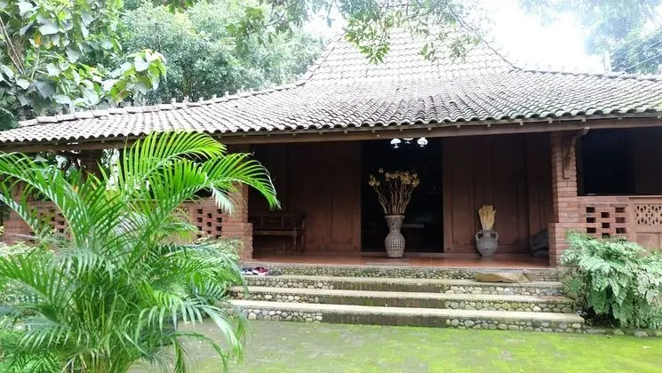 Villa Bandungan by Simply Homy