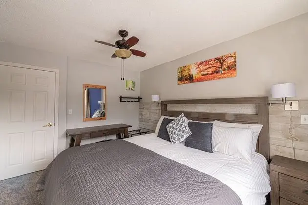 Banff Boundary Lodge 2 BR Condo & studio - Oda