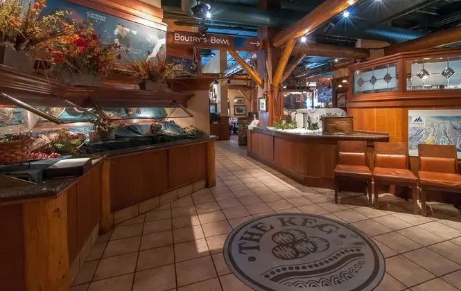 Banff Caribou Lodge & Spa