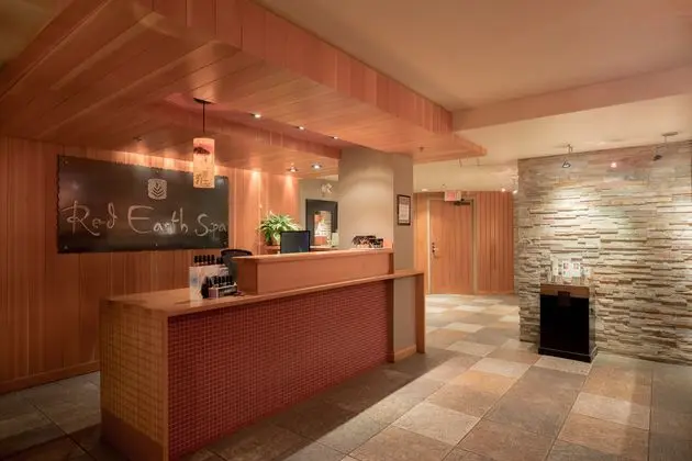 Banff Caribou Lodge & Spa