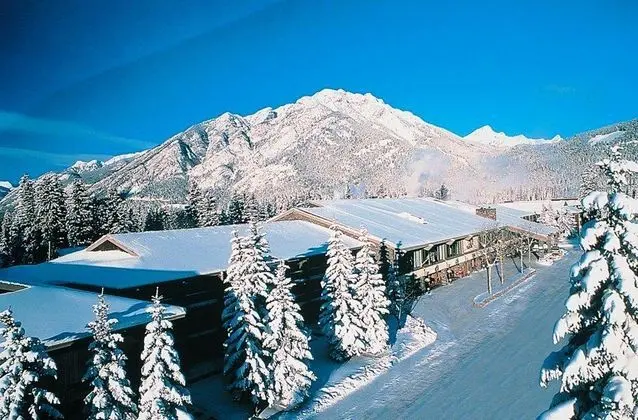 Banff Park Lodge Resort