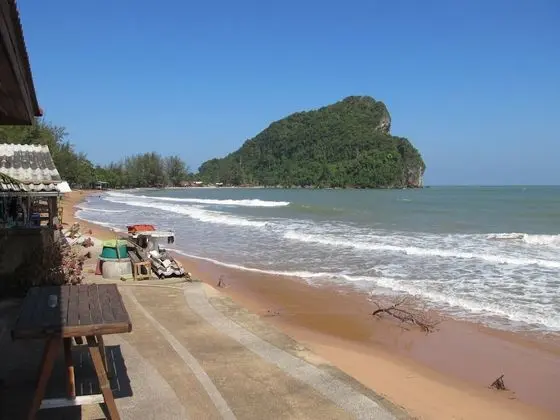 Bang Boet Bay Beach Resort - Plaj