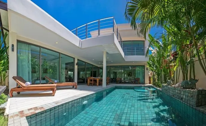 Villa Bangka by TropicLook
