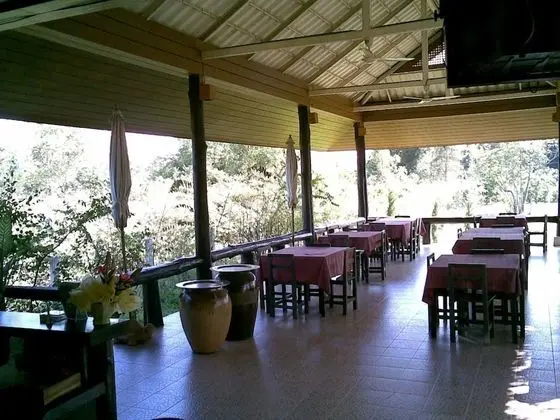 Bangyai Buri Resort - Yerinde Yemek