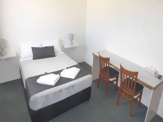 Banjo Paterson Motor Inn - Oda