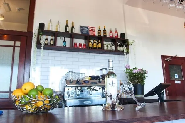 The Bank Hotel & Bistro - Yerinde Yemek