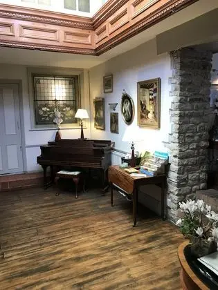 Bankes Arms Hotel - Lobi