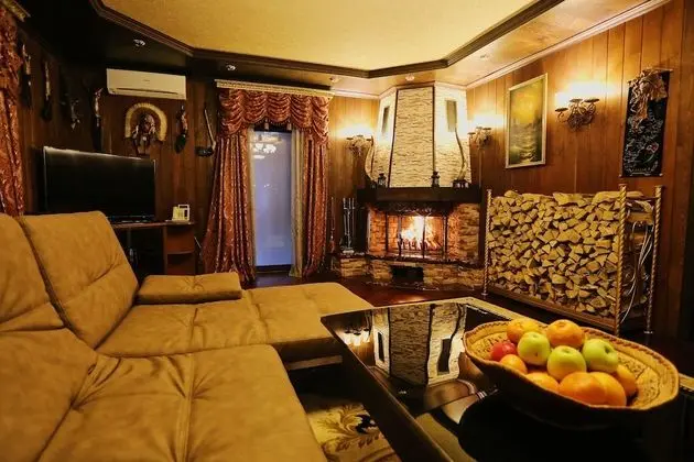 Banniy Klub Shangri-La