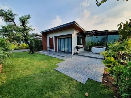 Bannjamjuree Resort Sattahip - Dış Mekan