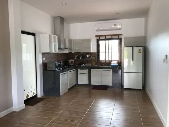 Banpuck Huahin Numnueng Pool Villa - Mutfak
