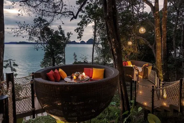 BANYAN TREE KRABI