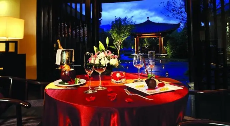 Banyan Tree Lijiang