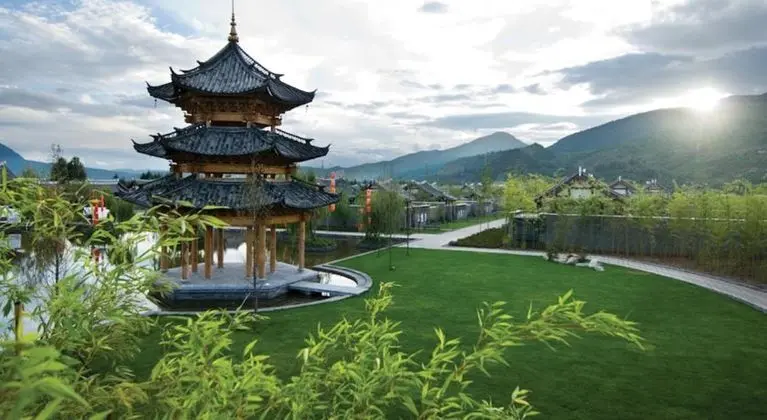 Banyan Tree Lijiang