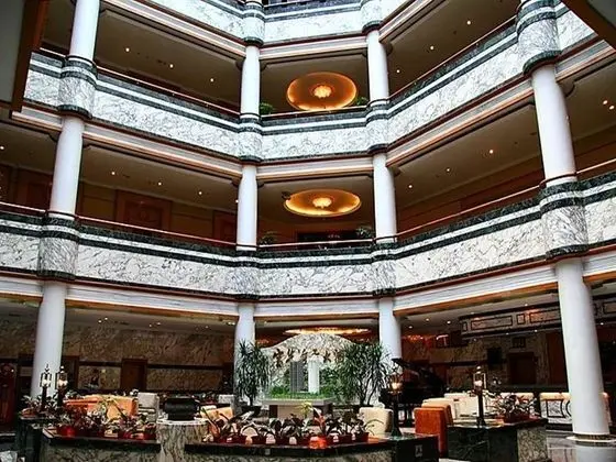 Baohua Harbour View Hotel