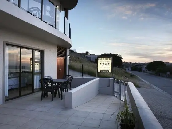 Bar-T-Nique Guest House