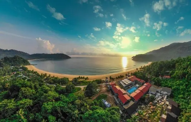 THE BARAT TIOMAN BEACH RESORT