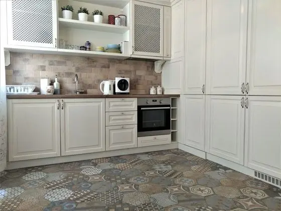 Baratero City Corner Apartment - Mutfak