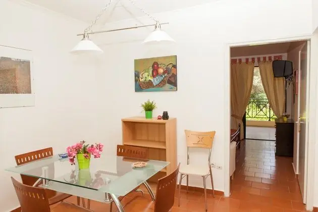 Barbati Beach Apartments - Oda