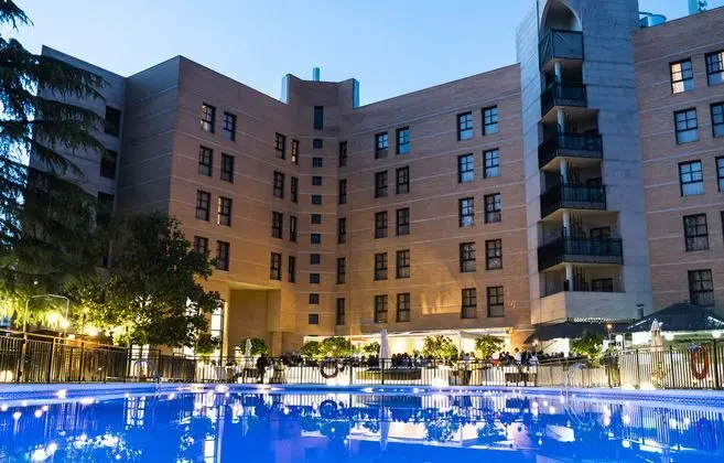 Barcelo Caceres V Centenario