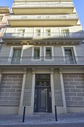 Barcelona Sants Station Apartments - Dış Mekan