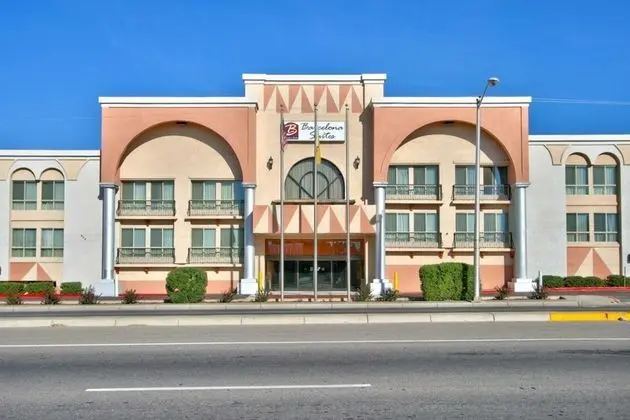 Barcelona Suites