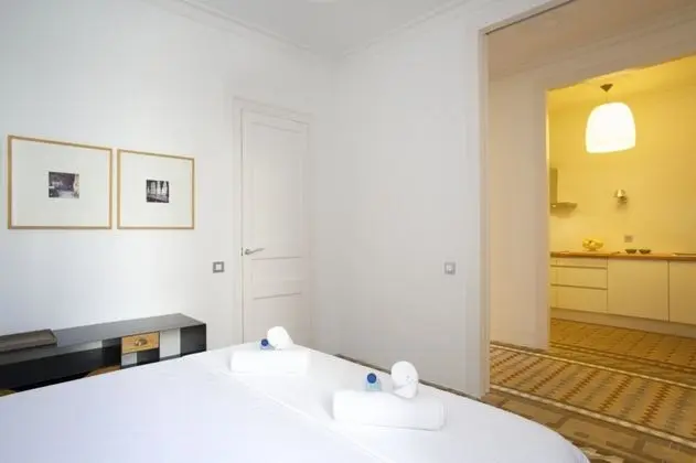 BarcelonaForRent The Claris Suites - Oda
