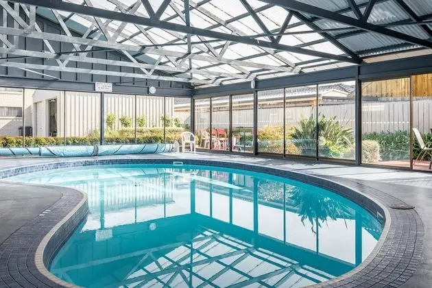 Barclay Motor Inn - Havuz