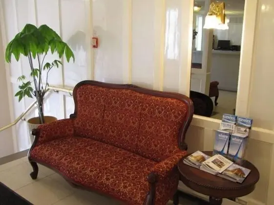 Barclay Hotel - Lobi
