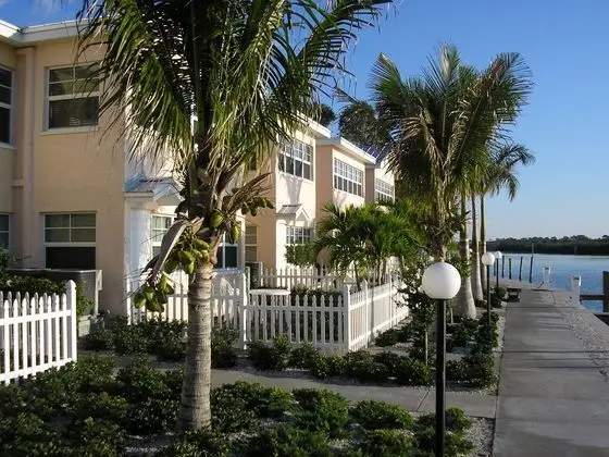 Barefoot Beach Condo Resort