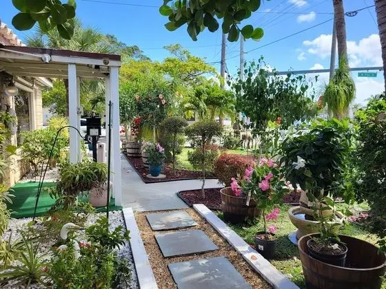 Barefoot Mailman Lantana Motel - Dış Mekan