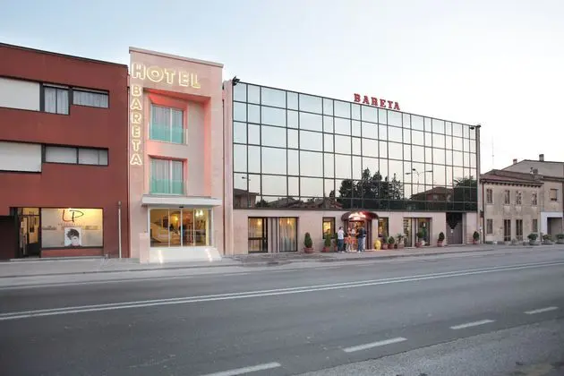 Hotel Bareta