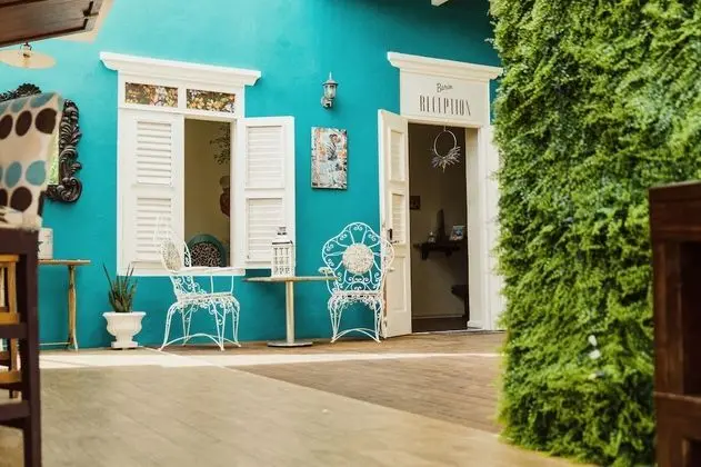 Bario Hotel