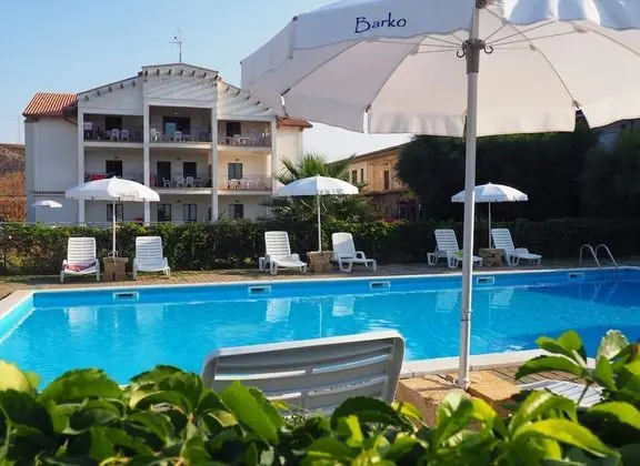 Barko Apartments & Suites