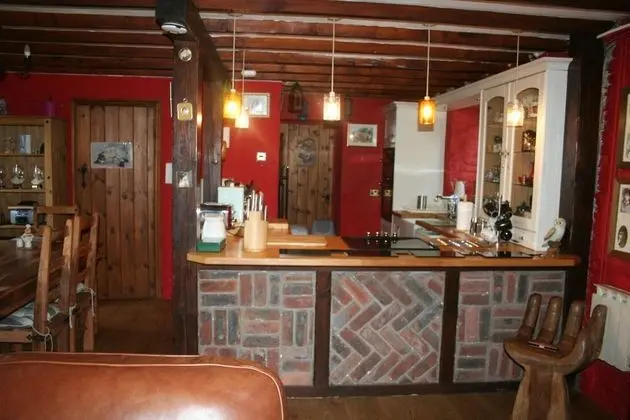 Barn Cottage - Farm Park Stay with Hot Tub, BBQ & Fire Pit - Mutfak