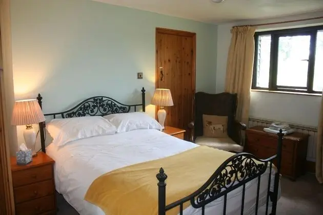 Barn Cottage - Farm Park Stay with Hot Tub, BBQ & Fire Pit - Oda