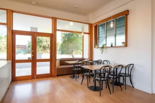 Barney Beach Accommodation - Lobi