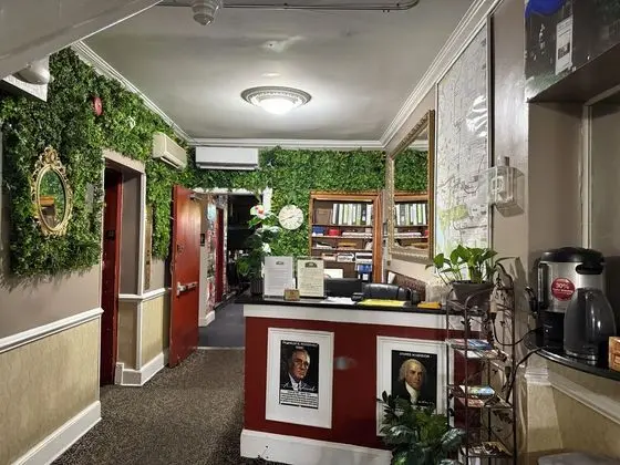 Hotel Baron - Lobi