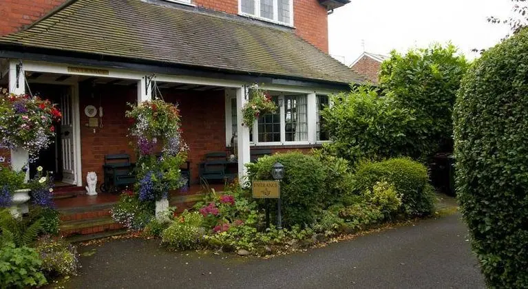 Barons Court Hotel