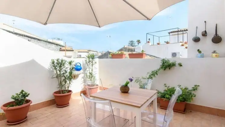 Baroque Apartments - Dentrortigia
